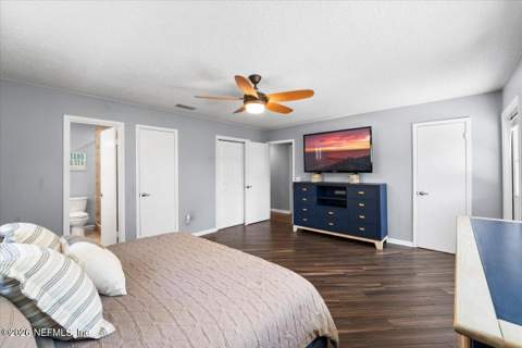 918 17th Street, Jacksonville Beach FL - photo 12 of 39