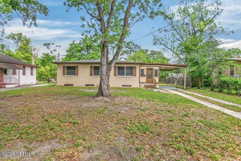 3 bedroom Single Family Residence at 2753 King Cole Drive, Floradale, Jacksonville — photo 4