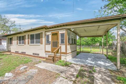 2753 King Cole Drive, Jacksonville FL - photo 7 of 44