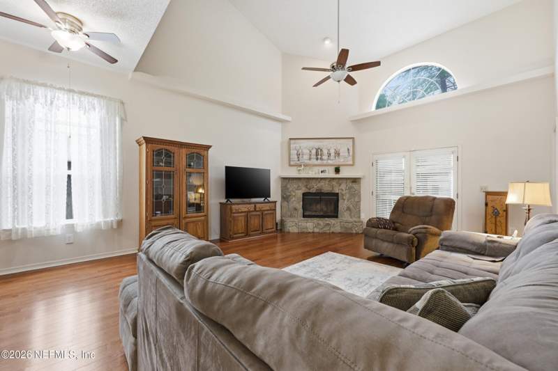 3 bedroom Single Family Residence at 1693 Tall Timber Drive, Pine Court, Fleming Island — photo 5