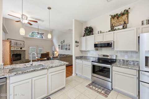 1693 Tall Timber Drive, Fleming Island FL - photo 16 of 46