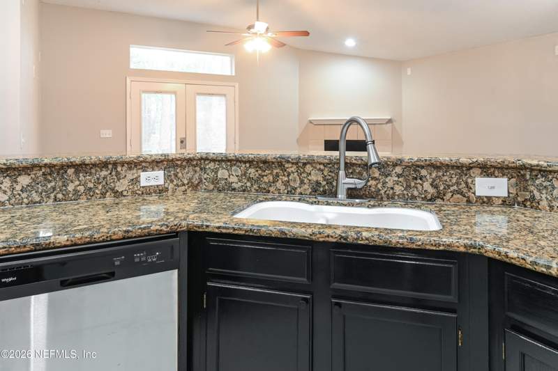 3 bedroom Single Family Residence at 12554 Blue Lagoon Trail, Hickory Lakes, Jacksonville — photo 5