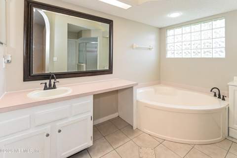 12554 Blue Lagoon Trail, Jacksonville FL - photo 10 of 13
