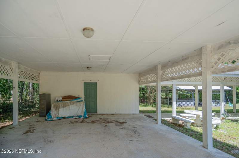 2 bedroom Single Family Residence at 542106 Lem Turner Road, Callahan, Callahan — photo 2