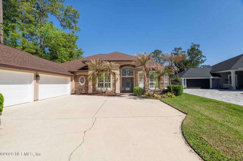 4 bedroom Single Family Residence at 1600 Spring Water Court, Eagle Harbor, Fleming Island — photo 2