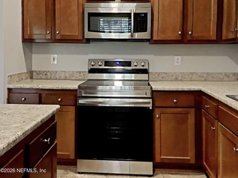 6413 Sarahs View Court, Jacksonville FL - photo 7 of 17