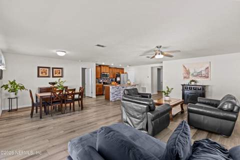 2422 Sotterley Lane, Jacksonville FL - photo 8 of 41