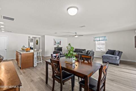 2422 Sotterley Lane, Jacksonville FL - photo 14 of 41
