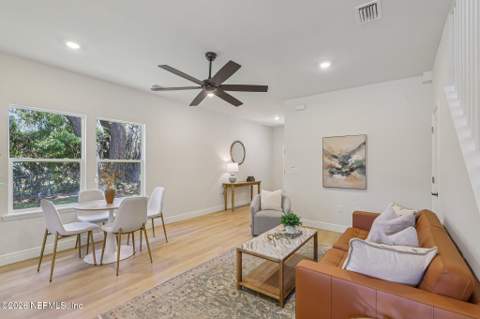 2413 Jerusalem Street, Jacksonville FL - photo 12 of 38