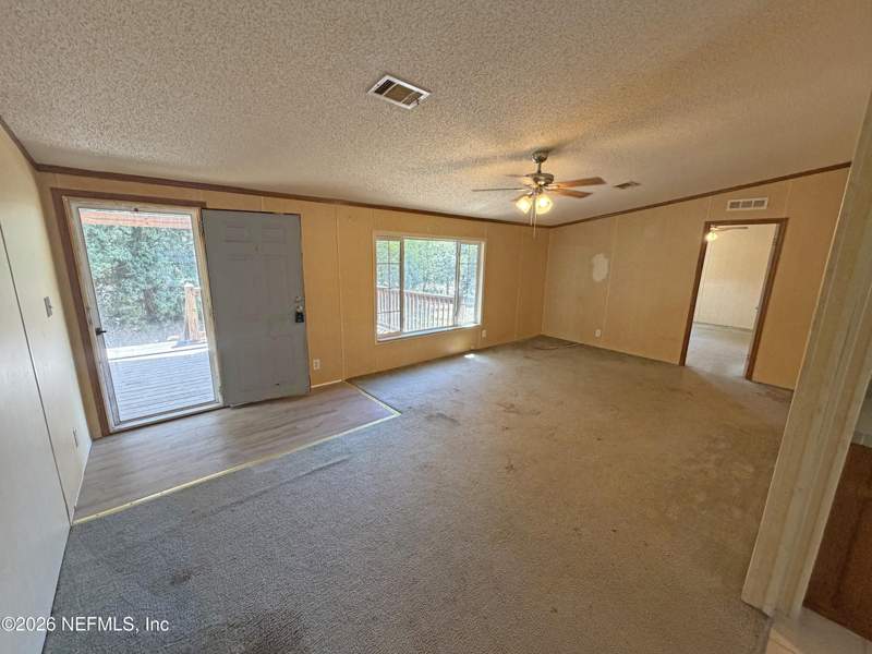 3 bedroom Manufactured Home at 120 Peach Avenue, Hawthorne, Hawthorne — photo 4