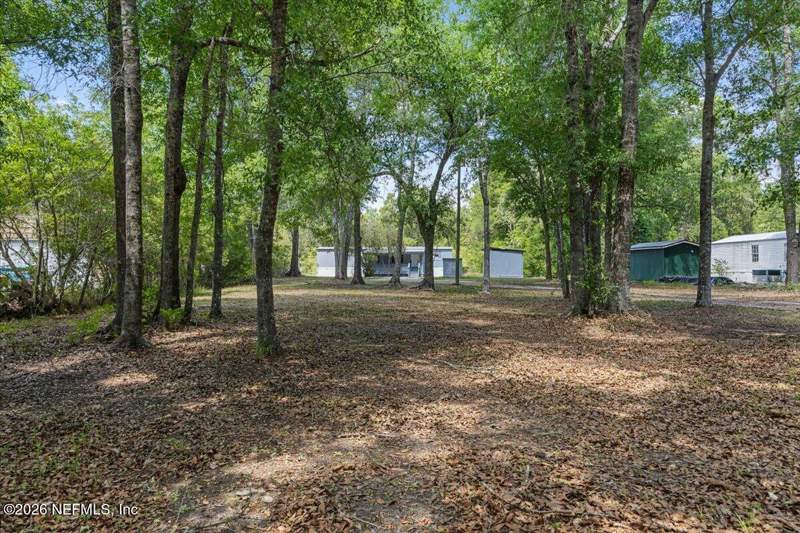 2 bedroom Mobile Home at 6002 Westwood Road, Middleburg, Middleburg — photo 3