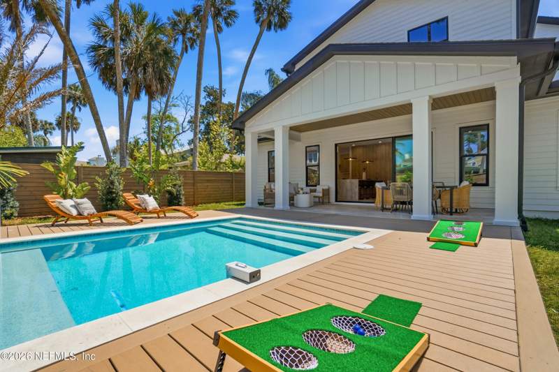 5 bedroom Single Family Residence at 371 9th Street, Atlantic Beach, Atlantic Beach — photo 5