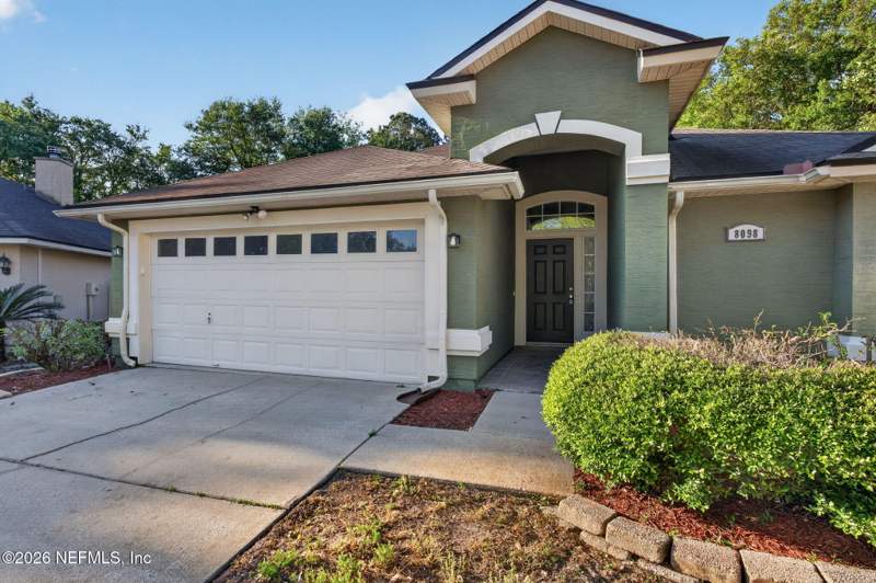 4 bedroom Single Family Residence at 8098 Keswick Court, Watermill, Jacksonville — photo 3