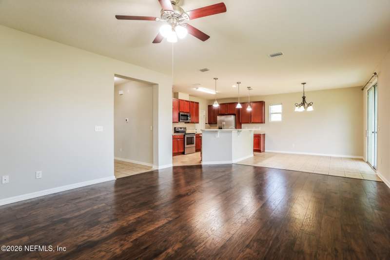 3 bedroom Single Family Residence at 7533 Windance Court, Westland Oaks, Jacksonville — photo 3