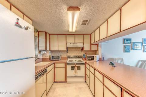 3350 S Fletcher Avenue #6C, Fernandina Beach FL - photo 9 of 26