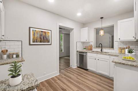 1017 Legay Avenue, Jacksonville FL - photo 14 of 28