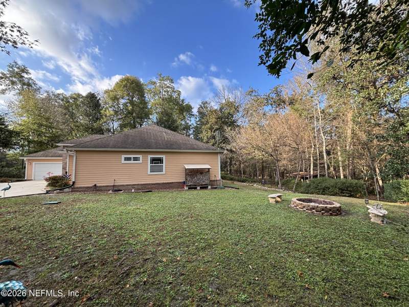 4 bedroom Single Family Residence at 4555 Tarragon Avenue, Black Creek Park, Middleburg — photo 2