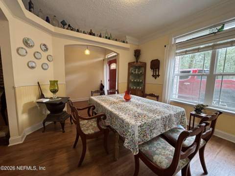 4555 Tarragon Avenue, Middleburg FL - photo 7 of 54