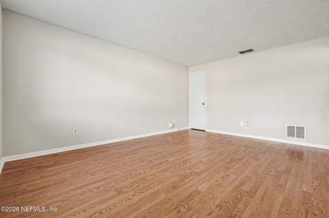 4226 Loys Drive, Jacksonville FL - photo 12 of 20