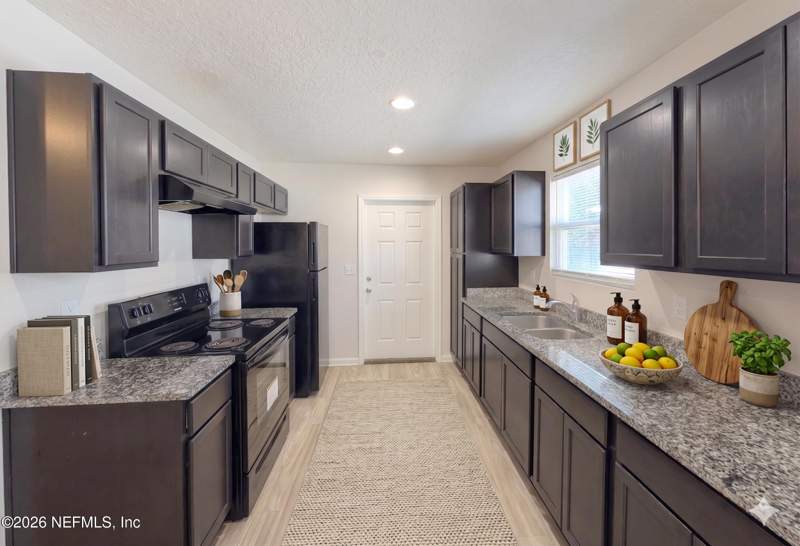 4 bedroom Single Family Residence at 2034 Hartridge Street, Grant Addn To Jax, Jacksonville — photo 3