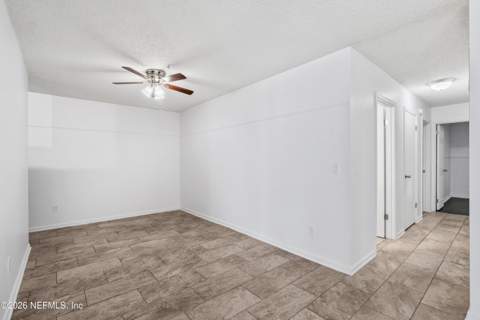 4023 Stillwood Drive, Jacksonville FL - photo 20 of 36