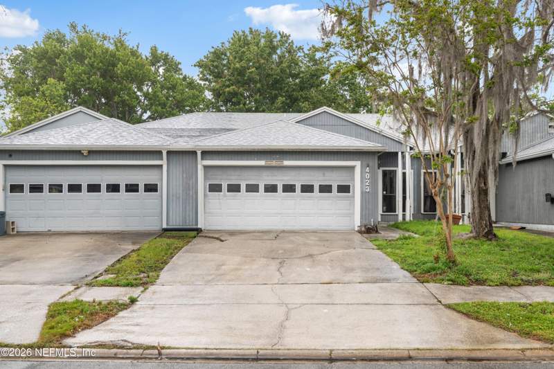 3 bedroom Townhouse at 4023 Stillwood Drive, Cypress Hammock, Jacksonville — photo 3