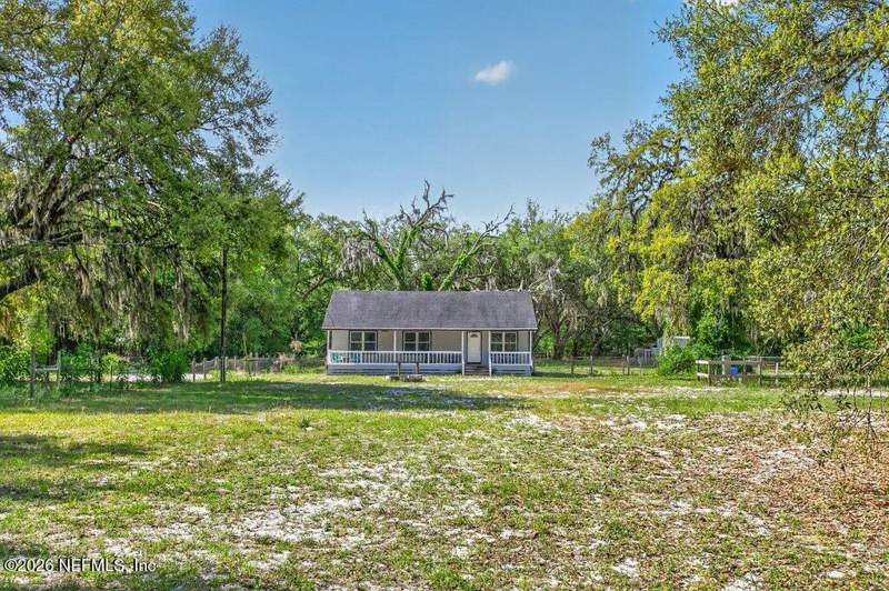 3 bedroom Single Family Residence at 461 Old Starke Road, Palatka, Palatka — photo 4