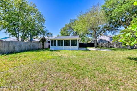 582 Aquatic Drive, Atlantic Beach FL - photo 19 of 28