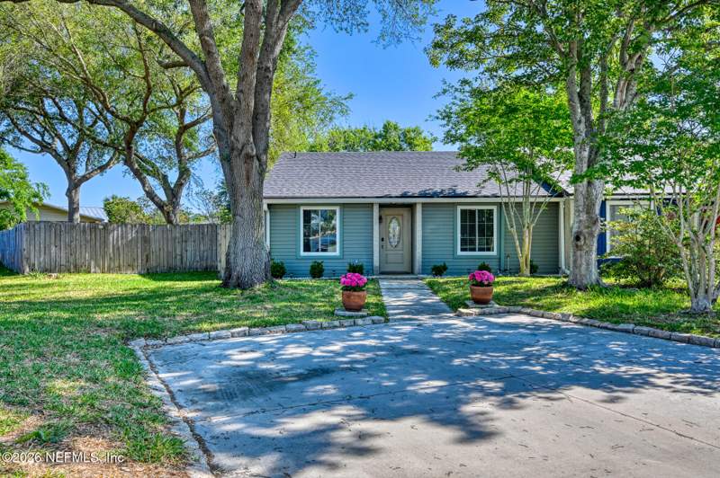 2 bedroom Townhouse at 582 Aquatic Drive, Aquatic Gardens, Atlantic Beach — photo 3