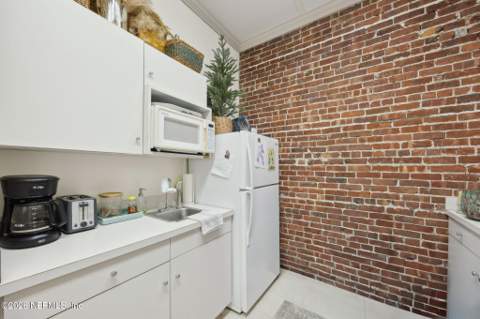 5 S 3rd Street #B, Fernandina Beach FL - photo 21 of 40