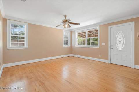 116 Oakland Avenue, San Mateo FL - photo 15 of 26