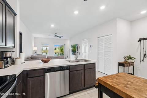 962 Observatory Parkway, Jacksonville FL - photo 11 of 44