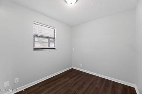 3916 Hunters Lake Circle, Jacksonville FL - photo 9 of 15