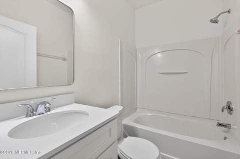 14033 N Devan Lee Drive, Jacksonville FL - photo 13 of 22