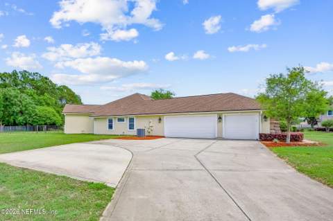 14715 Starratt Creek Drive, Jacksonville FL - photo 10 of 69