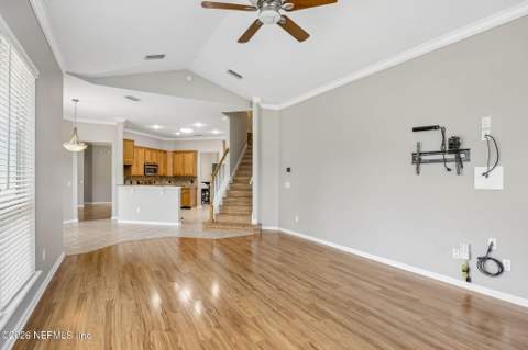 14715 Starratt Creek Drive, Jacksonville FL - photo 20 of 69