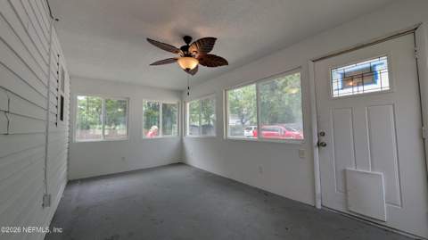 4065 Dellwood Avenue, Jacksonville FL - photo 11 of 30