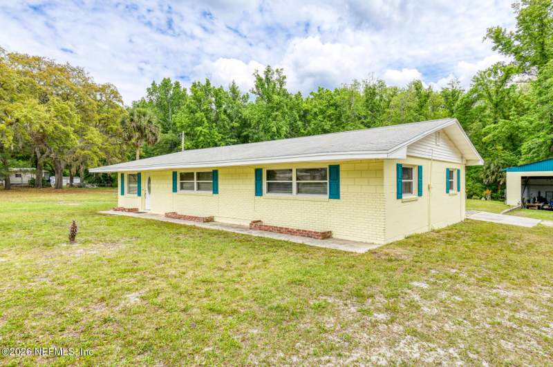 3 bedroom Single Family Residence at 104 Heidt Lane, Palatka, Palatka — photo 2