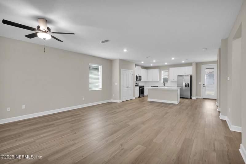 5 bedroom Single Family Residence at 2416 Pemrose Loop, Jennings Farm, Middleburg — photo 4