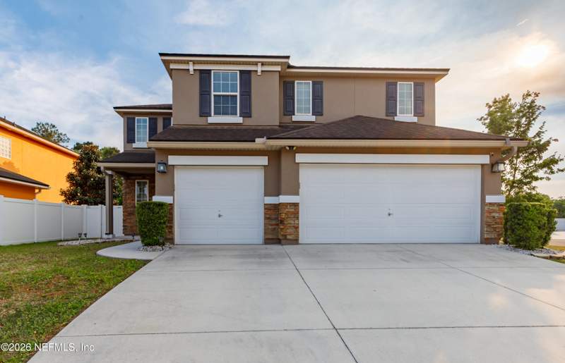 5 bedroom Single Family Residence at 1252 Luffness Drive, Panther Creek, Jacksonville — photo 2
