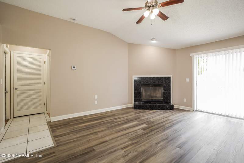 4 bedroom Single Family Residence at 7953 Georgia Jack Court, Big Oak Run, Jacksonville — photo 4