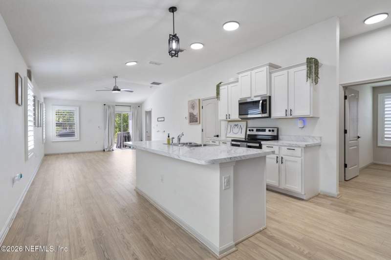 3 bedroom Single Family Residence at 6068 Bucking Bronco Drive, Winchester Ridge, Jacksonville — photo 5