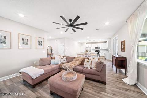 13073 Palmetto Bluff Drive, Jacksonville FL - photo 14 of 45