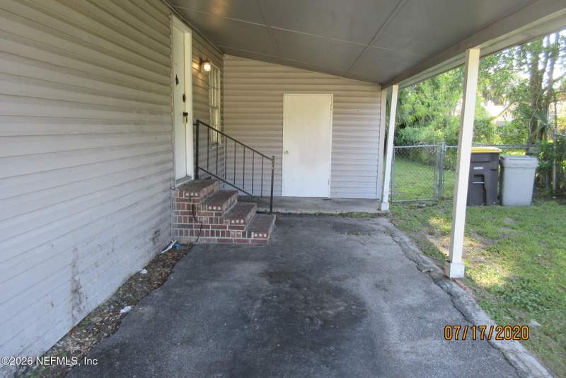 3 bedroom Mobile Home at 7614 Club Duclay Drive, Duclay Forest, Jacksonville — photo 3