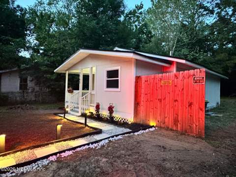 1165 Orton Street, Jacksonville FL - photo 6 of 40