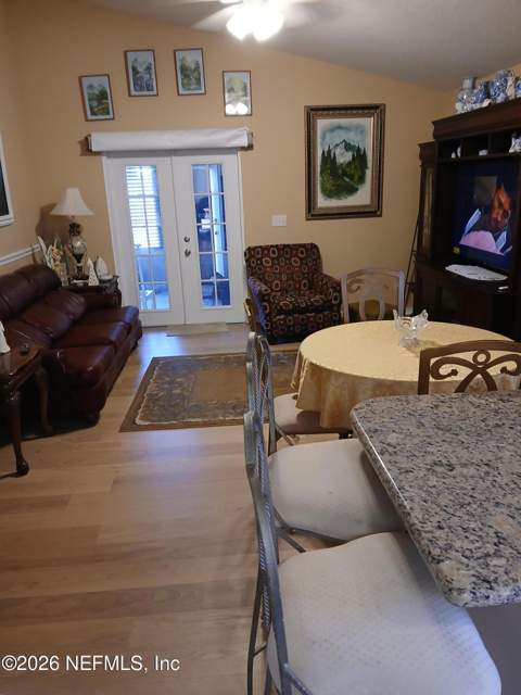 6389 Pinewood Hills Drive, Jacksonville FL - photo 18 of 21