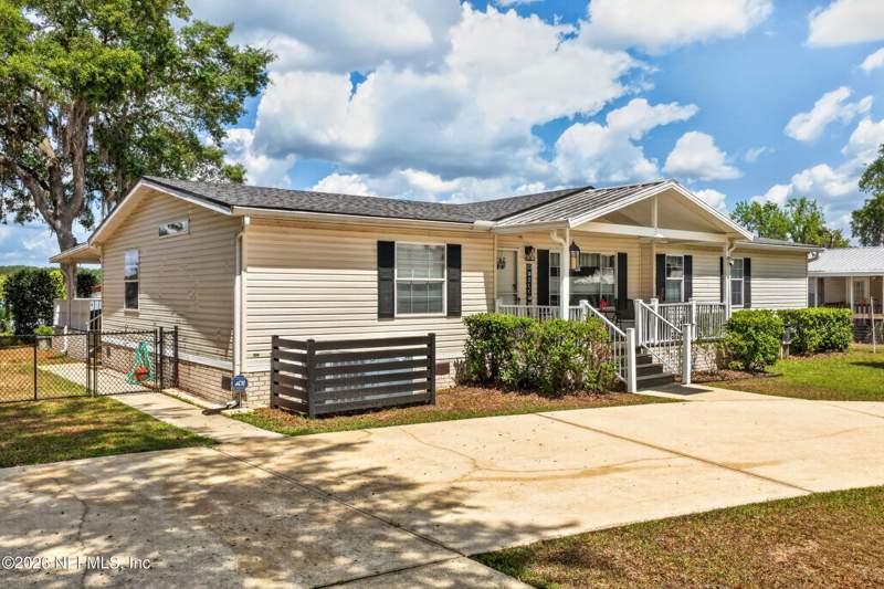 3 bedroom Manufactured Home at 141 Kitty Avenue, Interlachen Lakes Estates, Interlachen — photo 5