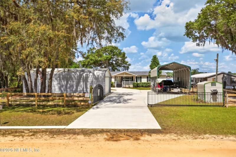 3 bedroom Manufactured Home at 141 Kitty Avenue, Interlachen Lakes Estates, Interlachen — photo 3