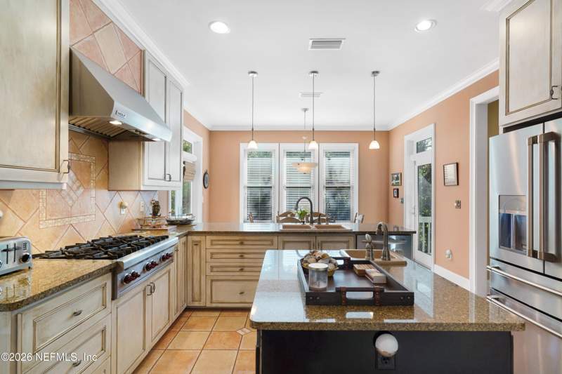 5 bedroom Single Family Residence at 216 Fifth Street, North Beach, St. Augustine — photo 4