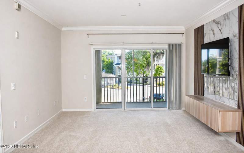 2 bedroom Condominium at 8290 Gate Parkway #141, Gardens Of Bridgehampton, Jacksonville — photo 3